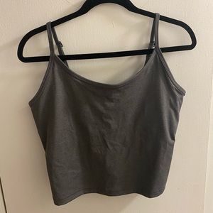 Everlane cropped workout tank